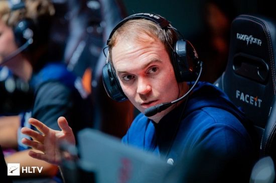 S15入围赛IG不敌对手 T1能否重返世界赛巅峰